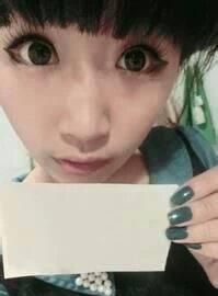 好看的举牌照素材图片