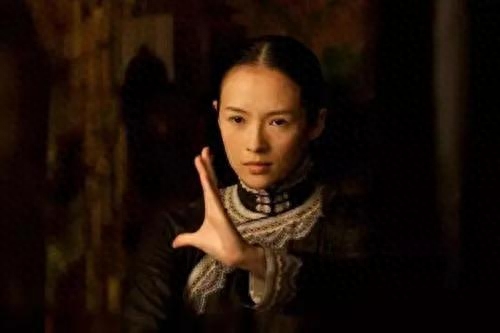 章子怡的个人资料  不甘人后的精彩人生