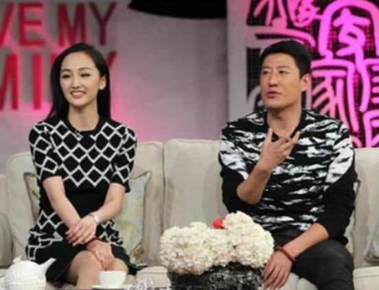 于震个人资料（于震：二婚娶小13岁娇妻，婚后连生三胎，如今一家五口其乐融融）