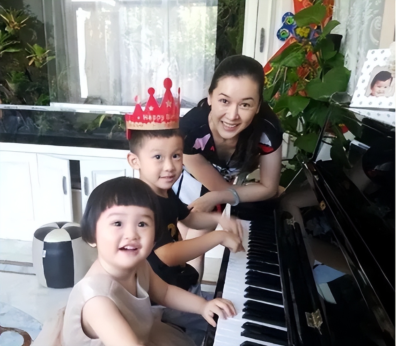 “古装第一小生”黄海冰个人资料：3次拒绝琼瑶