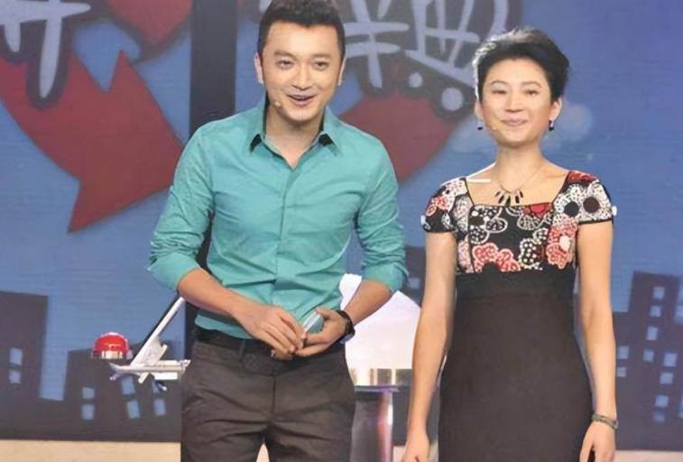 尼格买提主持人个人资料（主持人尼格买提：30岁娶帕夏古丽，结婚9年无子，风光背后有泪水）