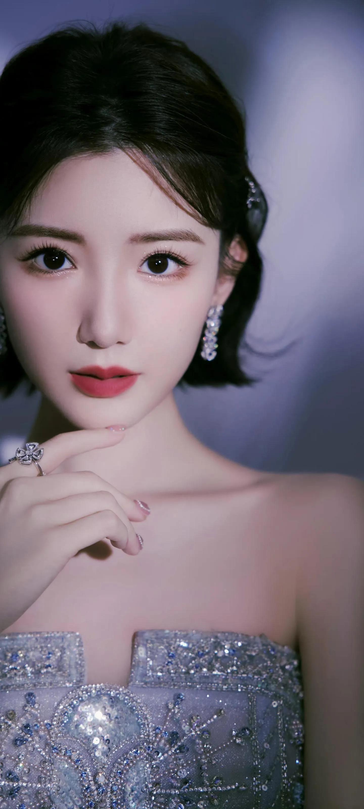 美丽女星-毛晓彤个人资料