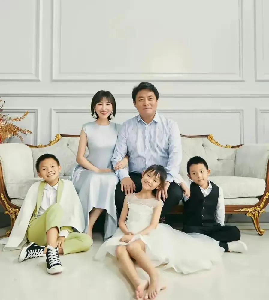 戴向宇个人资料 ：中国在东南亚最火的男演员