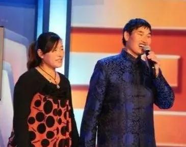 妻子长发换来大衣哥千万身价！甘苦与共成为支撑夫妻俩前行的动力