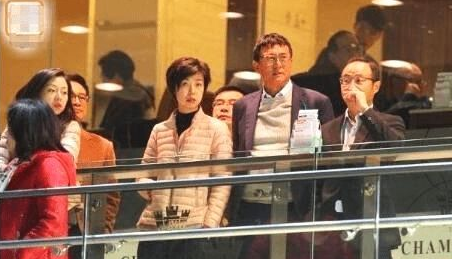 张怡宁老公曾经和袁立同居12年，富得不像话！难怪一直藏得很好