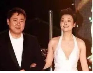张怡宁老公曾经和袁立同居12年，富得不像话！难怪一直藏得很好