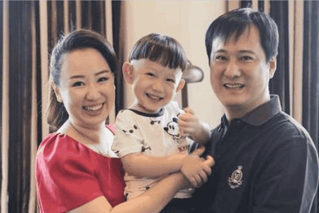 关凌个人资料简介小时候（演员关凌个人资料简介）