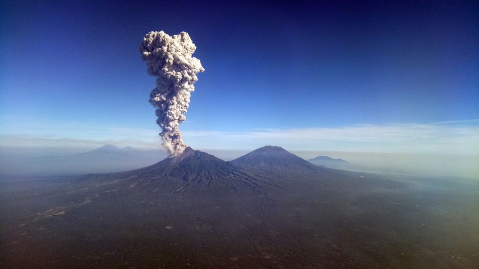 世界上最危险的火山是哪一座(世界上最危险的十座火山)