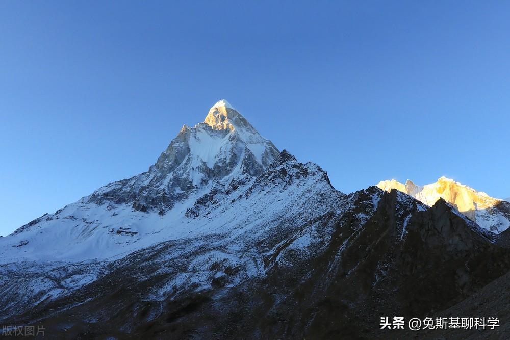 世界最高的山峰(世界最高的山峰前十名)