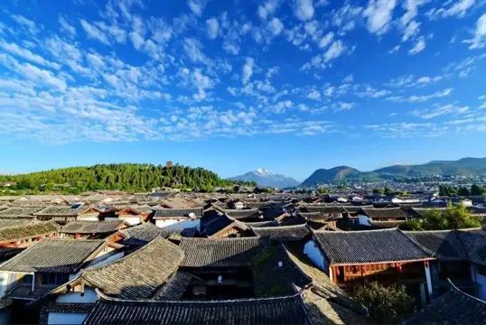 国内最值得去的十大旅游胜地(中国旅游必去十大景点)
