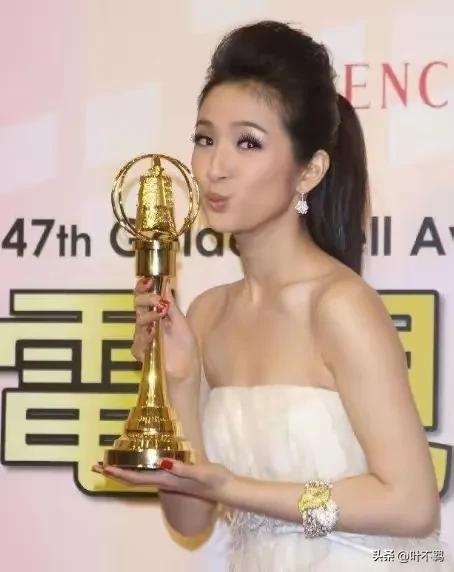 为了孩子备孕七年，直到39岁才如愿以偿，林依晨真的太难了啊