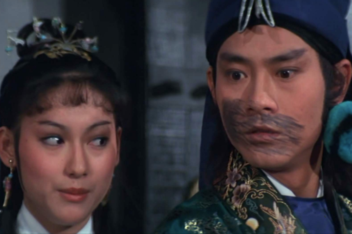 惠英红：从街头乞丐到影星，靠卖口香糖长大，她的成名史藏有“隐痛”