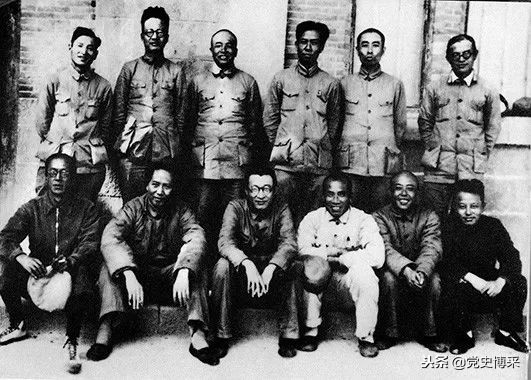 刘少奇一生所担任的职务