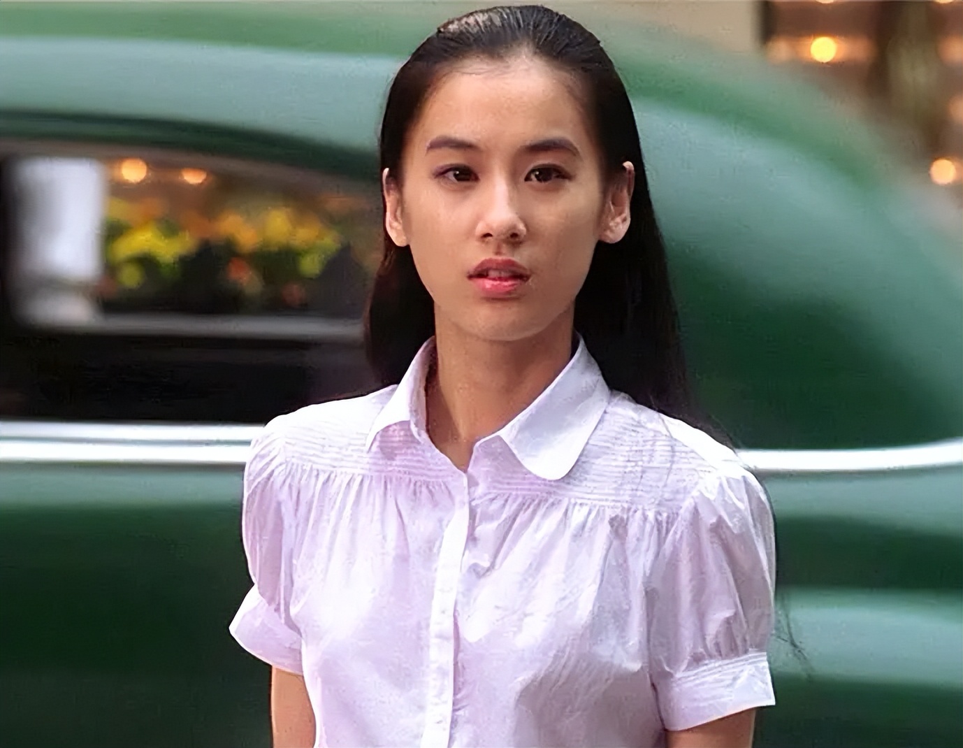 黄圣依：周星驰捧红后嫁二婚杨子，一年2亿零花钱，如今还好吗？