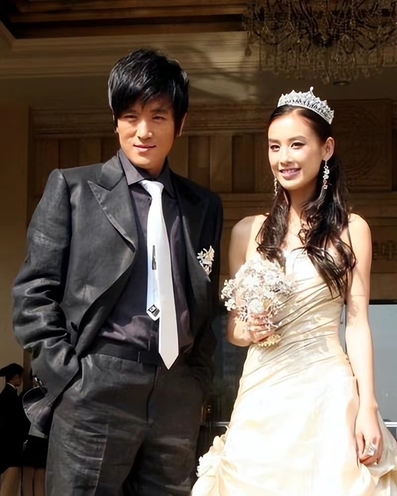 黄圣依：周星驰捧红后嫁二婚杨子，一年2亿零花钱，如今还好吗？