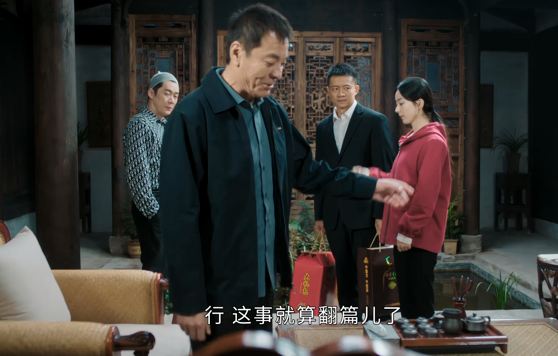 老戏骨、实力演员一多，赵丽颖的缺点就被凸显出来了
