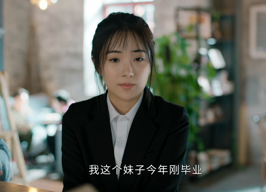 老戏骨、实力演员一多，赵丽颖的缺点就被凸显出来了