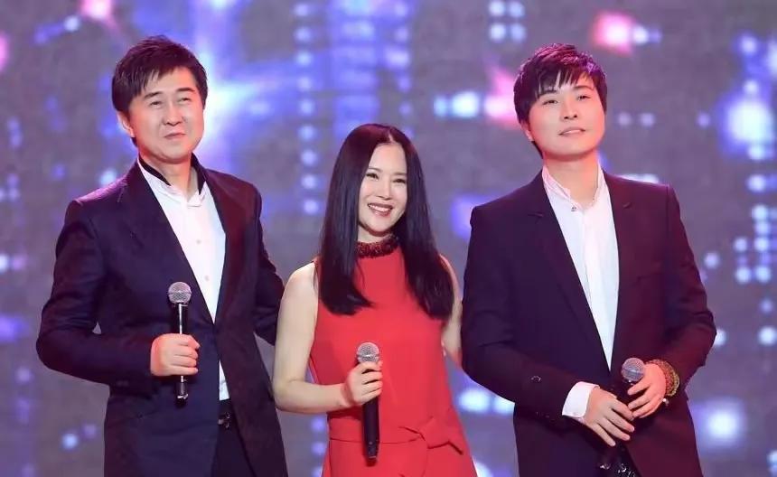 任静和付笛声现状 ，从知心爱人到《老伴儿》恩爱33年，听众齐盼上春晚