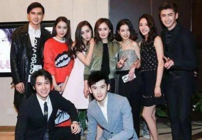 ​嘉行天下老板是谁（嘉行老板杨幂共签约13位女艺人）
