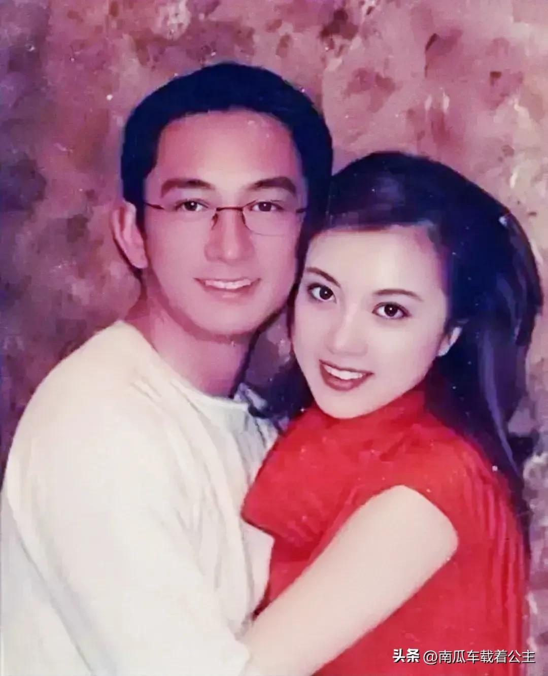 傅艺伟和金巧巧看着有点像，像一对姐妹花，为何评价悬殊那么大？