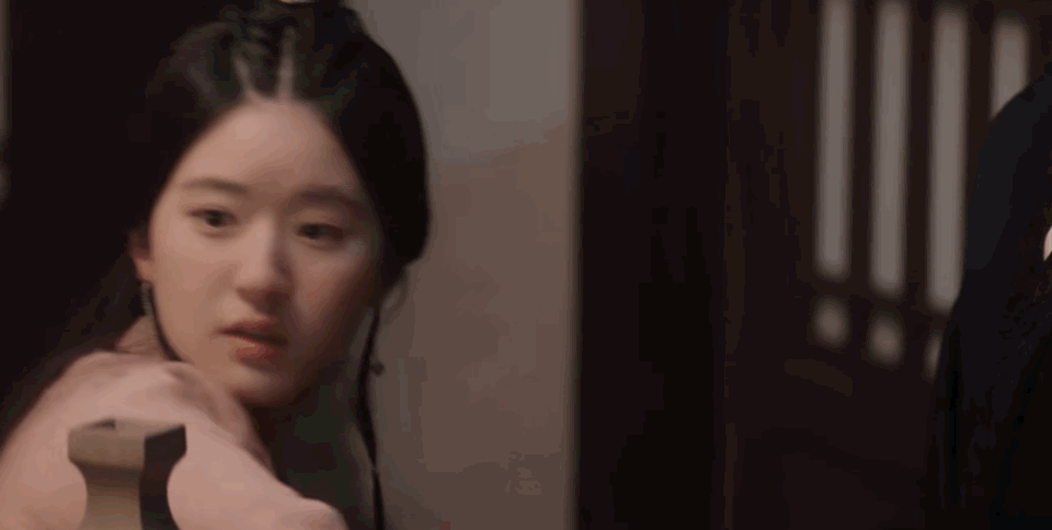 OMG | 为什么赵露思撒娇这么斩女？