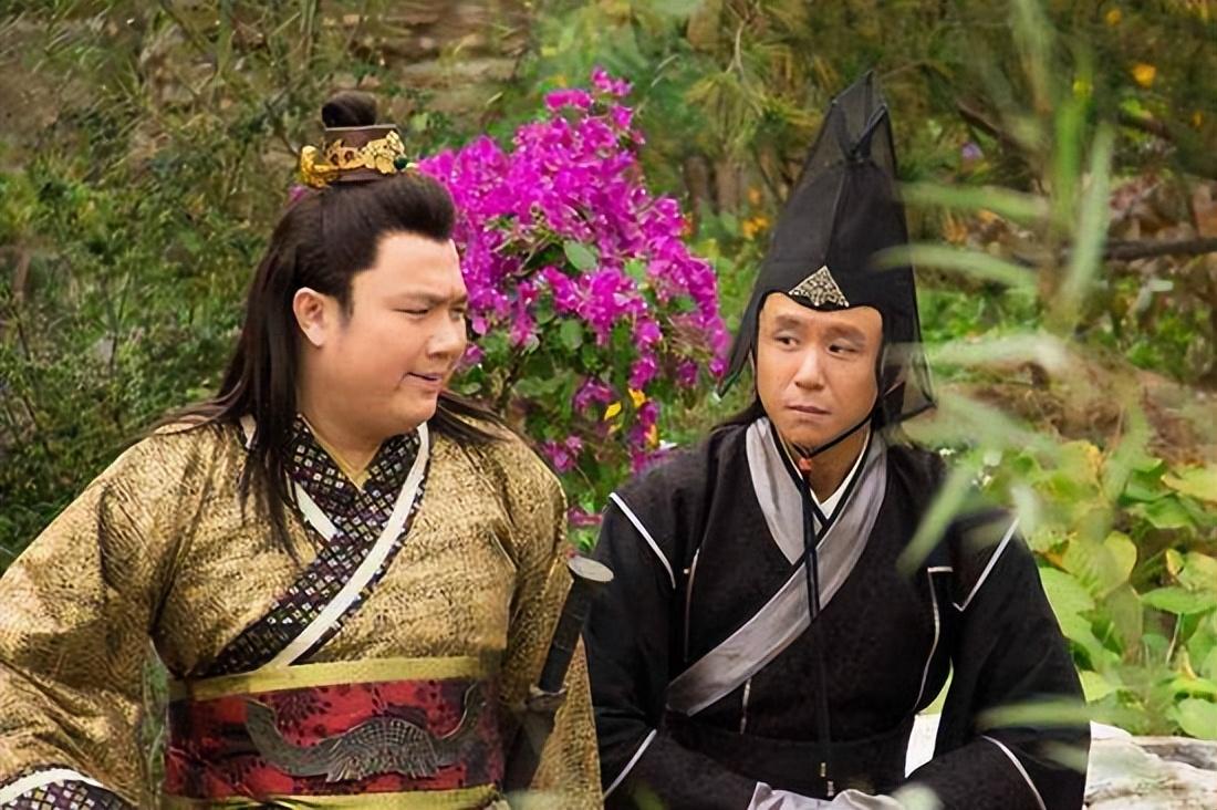 巴图的简介是什么（巴图：被生父拒认25年，从小被宋丹丹打压，娶大7岁妻子收获幸福）