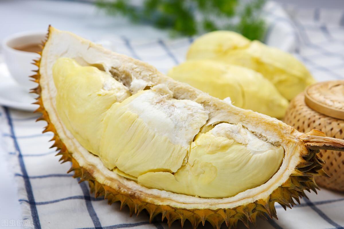 榴莲吃起来有点苦味是怎么回事（榴莲吃着有点苦是什么原因）