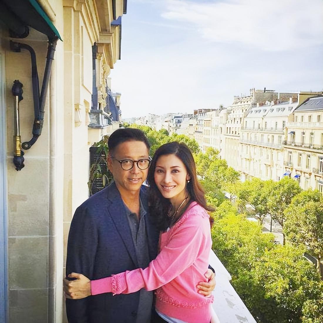 奋斗20年最终嫁入豪门的李嘉欣，她是如何抓牢的？