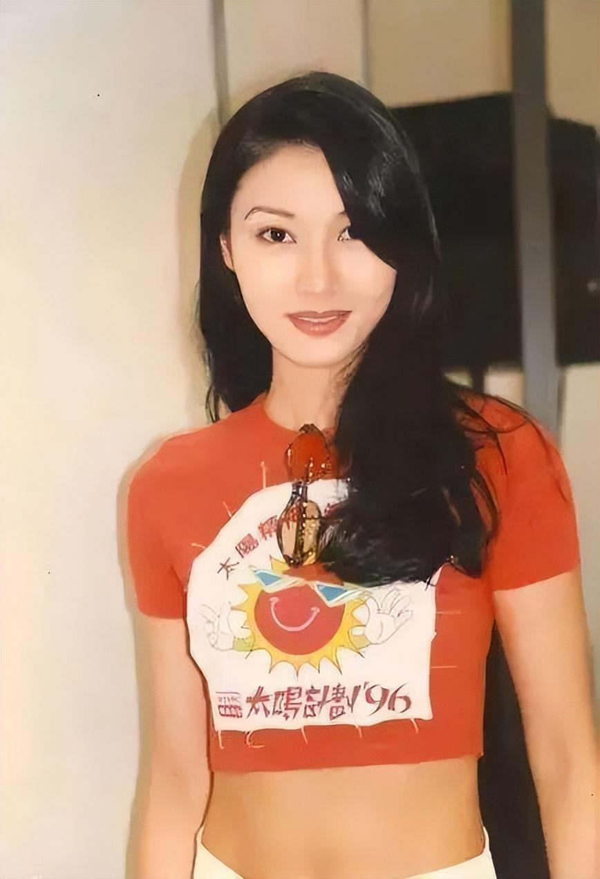 奋斗20年最终嫁入豪门的李嘉欣，她是如何抓牢的？