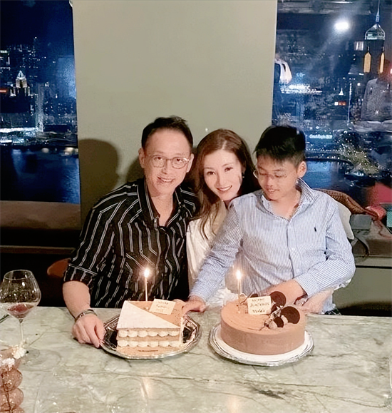 奋斗20年最终嫁入豪门的李嘉欣，她是如何抓牢的？