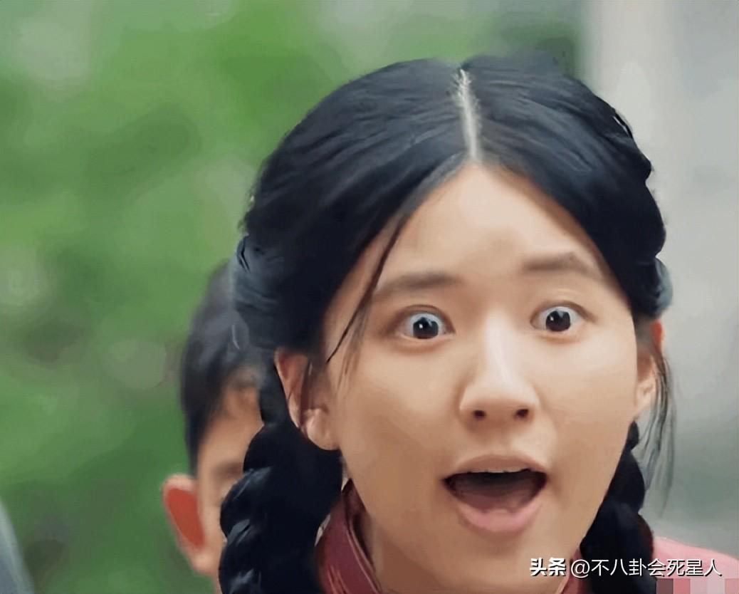 赵露思精修照引争议，粉丝集体督促减肥，让她不要活在美颜里