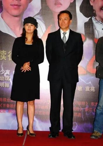 结三次婚，35岁带娃的史兰芽，如今被宠成少女！