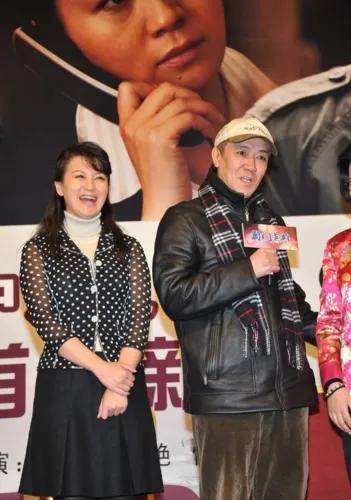 结三次婚，35岁带娃的史兰芽，如今被宠成少女！