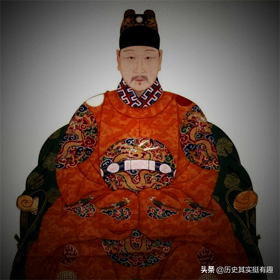 努尔哈赤简介和成吉思汗（一代枭雄爱新觉罗·努尔哈赤，一个能和蒙古王成吉思汗比肩的男人）