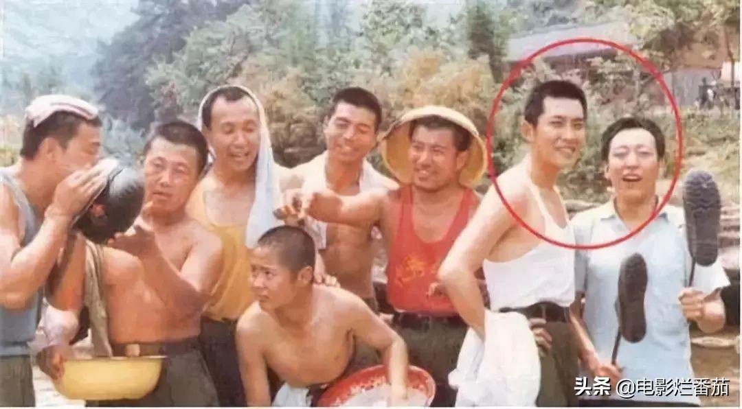 《都挺好》主角中唯一一个老戏骨，“作精老爹”倪大红演啥像啥！