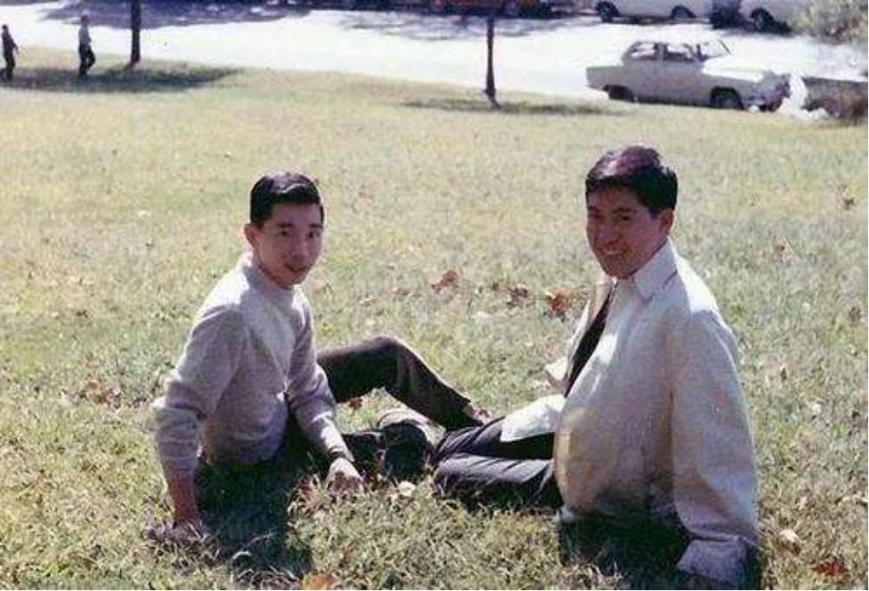 近代文学家，浪漫的奇葩——”白先勇“