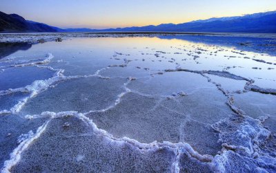 ​死海是咸水湖吗(死海是世界最深的咸水湖)