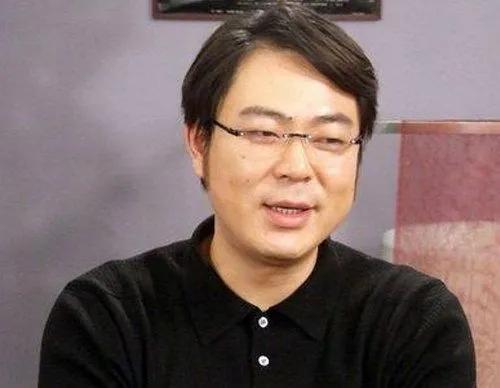 娶小11岁时玮的演员高亚麟，结婚多年无绯闻