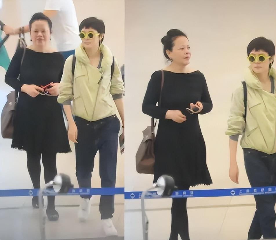 孙俪母女罕见合体露面，妈妈穿小黑裙似贵妇，女儿打扮随意像跟班