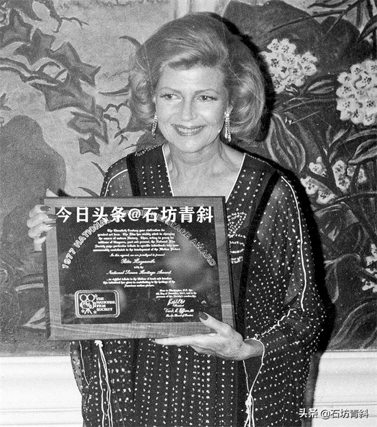 死后三天才被发现，“爱神”丽塔·海华斯悲惨的晚年生活