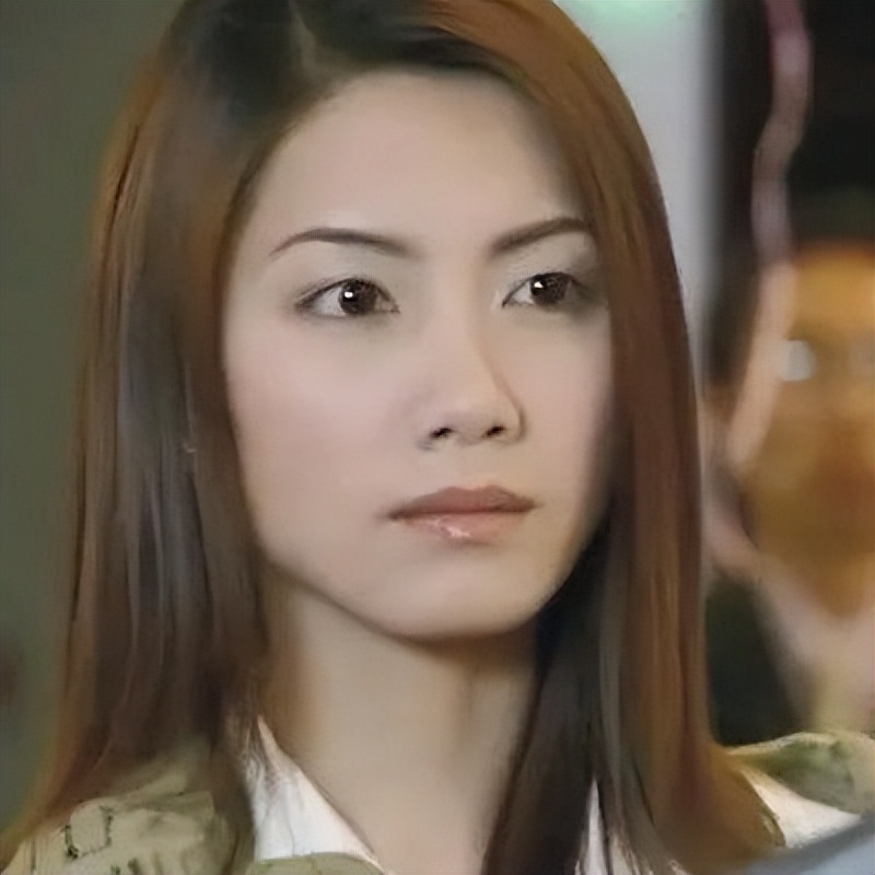 换男友如换衣，人称“最美公交车”，声名狼藉的她如今怎样了？