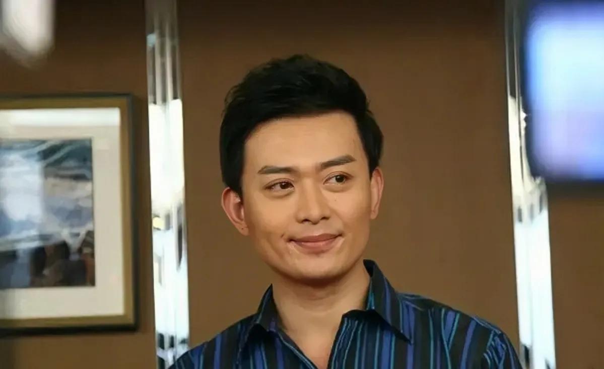 黄海冰：前妻不想要孩子，无奈离婚，再婚后很快儿女双全幸福无比