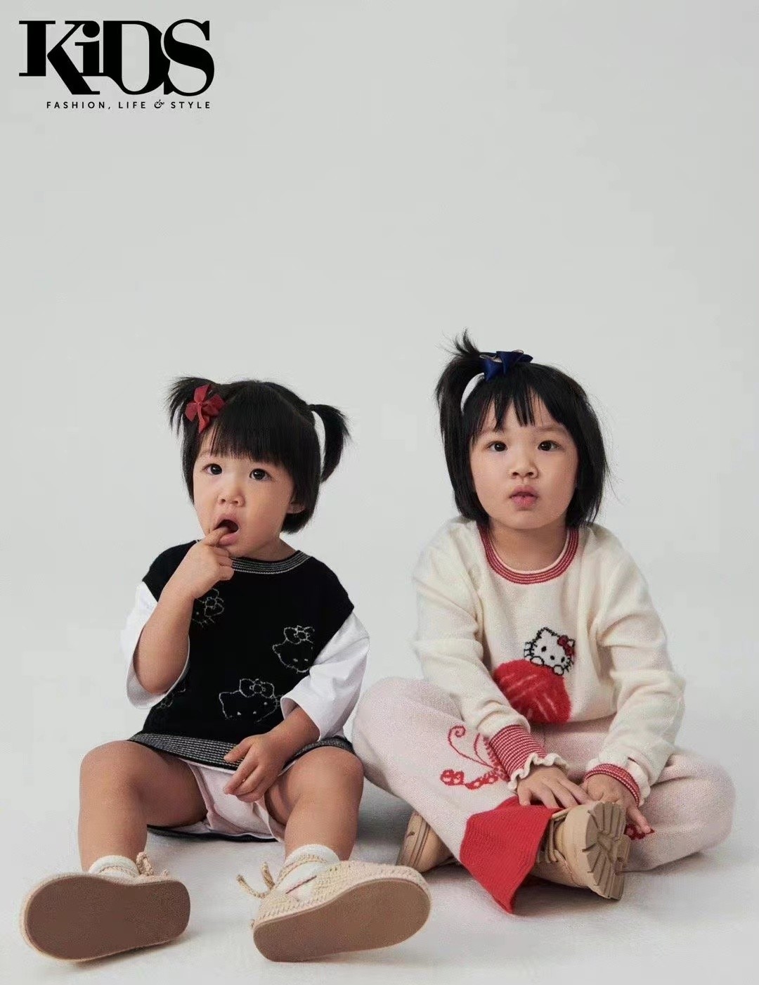 王祖蓝一家四口合体首封，妻子长腿抢眼，俩女儿和爸共用一张脸