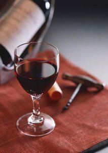 ​茅台酱香定制酒(茅台酱香酒1935多少钱一瓶)