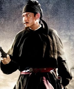 ​梁冠华：演员能塑造一个经典角色已经不容易，他却有三个以上