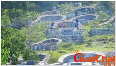 ​坟地出贵人的预兆图片 坟地出贵人的预兆玄学