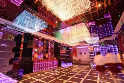 ​制造违禁饮料“咔哇氿”卖给娱乐场所，一男子被判十五年