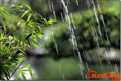 ​雨的成语有哪些？怎么用成语形容雨？