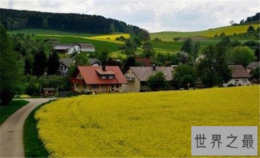 世界上最美丽的国家排行榜前十名，适合和恋人前去