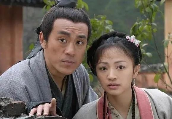 何冰老婆资料图片（国家一级演员何冰一顿饭捡了个老婆）